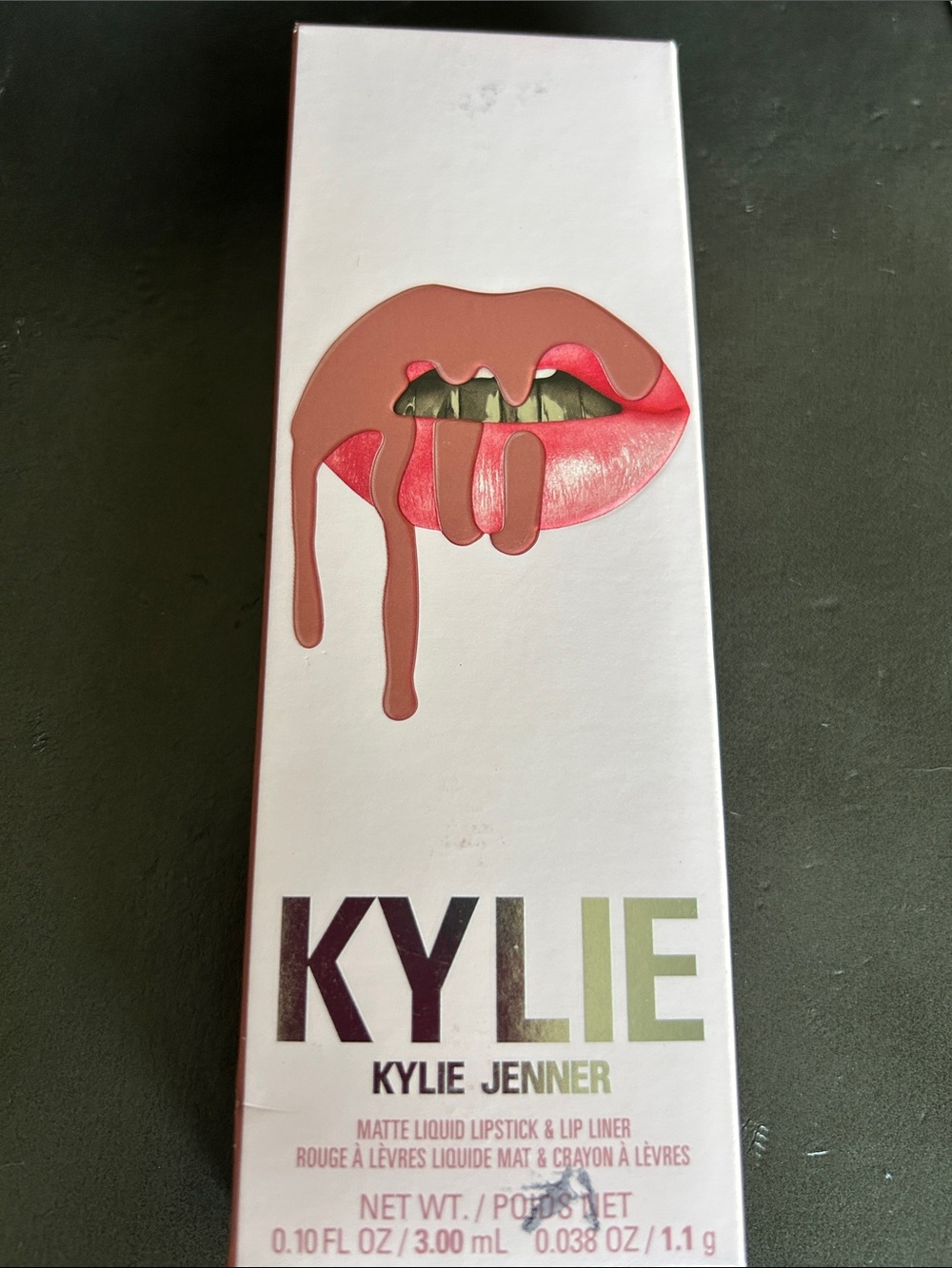 Kylie Jenner Lip Kit Matte Liquid Lipstick & Lip Liner - Pink